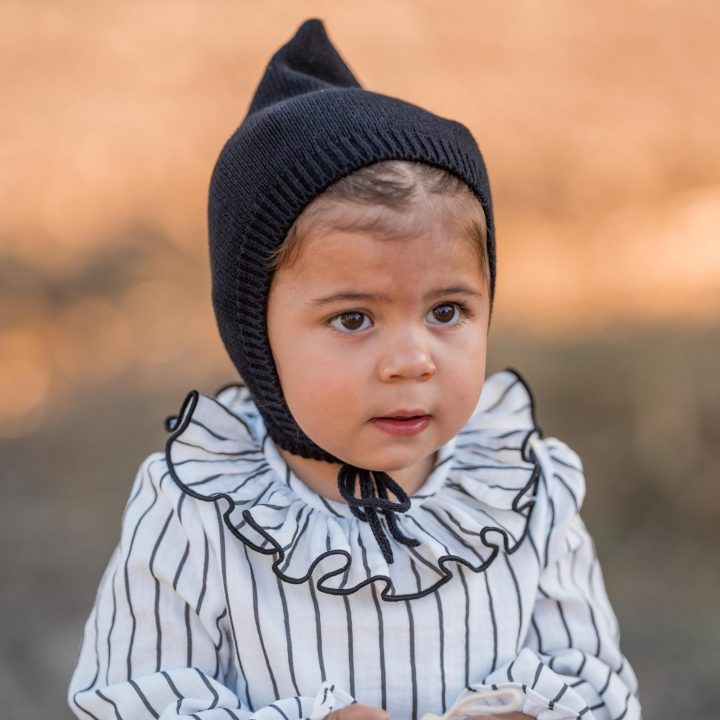 Gorrito duende unisex negro Miji Baby
