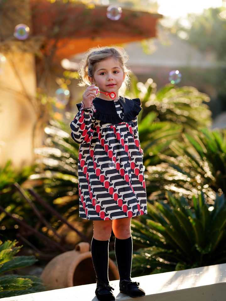 Vestido perritos salchichas con cuello cocote