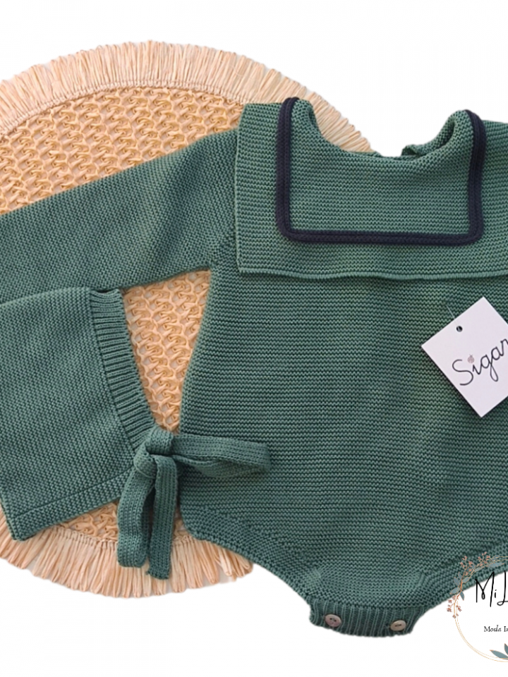 Pelele unisex babero verde hoja con gorrito duende Sigar