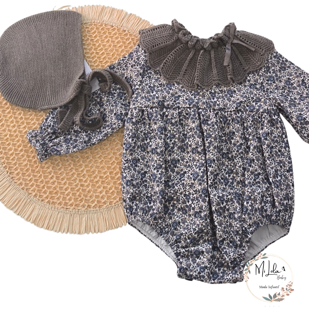 Pelele Liberty combinado con cuello de punto topo Paloma