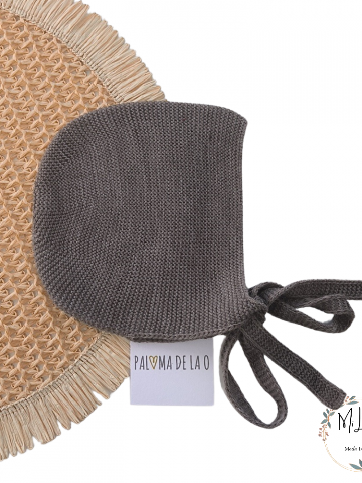 Capota color topo Paloma de la O