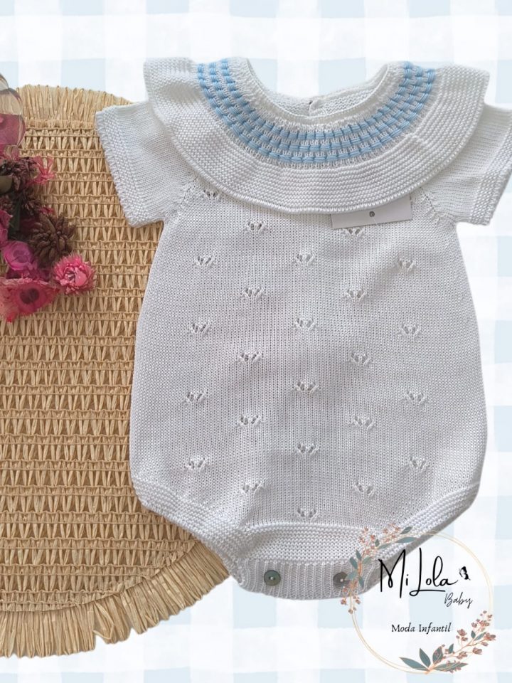 Pelele blanco calado unisex con cuello nido de abeja Sigar