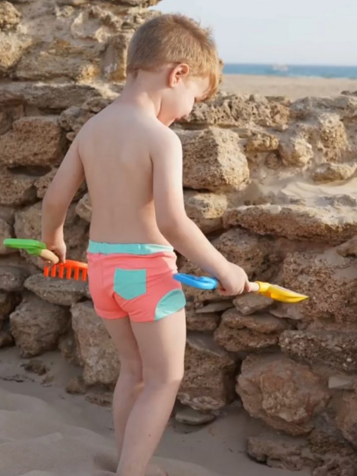 Bañador de licra niño rosa fluor Marea