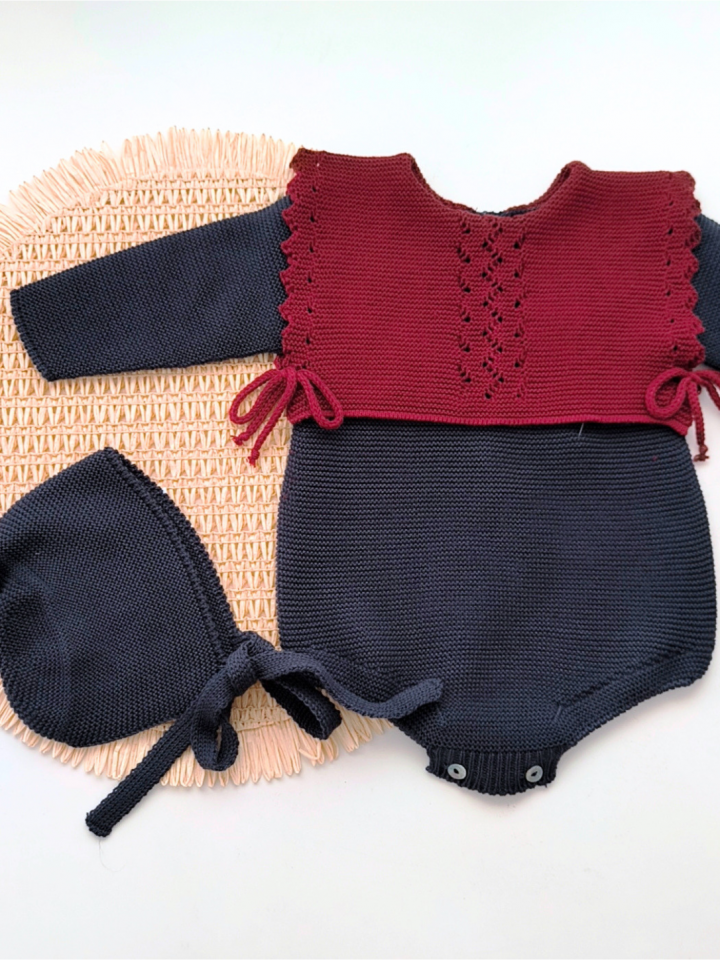 Conjunto pelele y capota babero burdeos Sigar