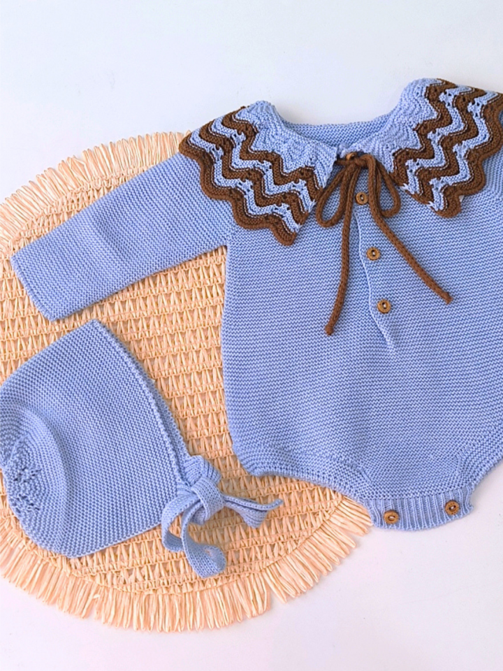 Conjunto pelele y capota cielo Sigar