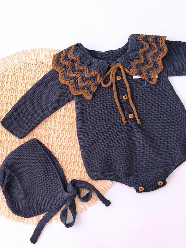 Conjunto pelele y capota Carbón Sigar